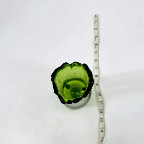 LE Smith smooth 3 Toe Swung Vase Avocado Green Glass Mid Century Vantage - Picture 5 of 5